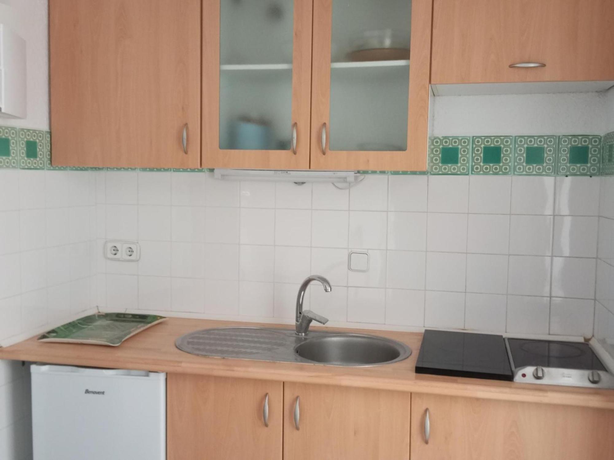 Appartement En Roses: Terraza, Piscina, 6 Pers. - Es-204-74 Roses